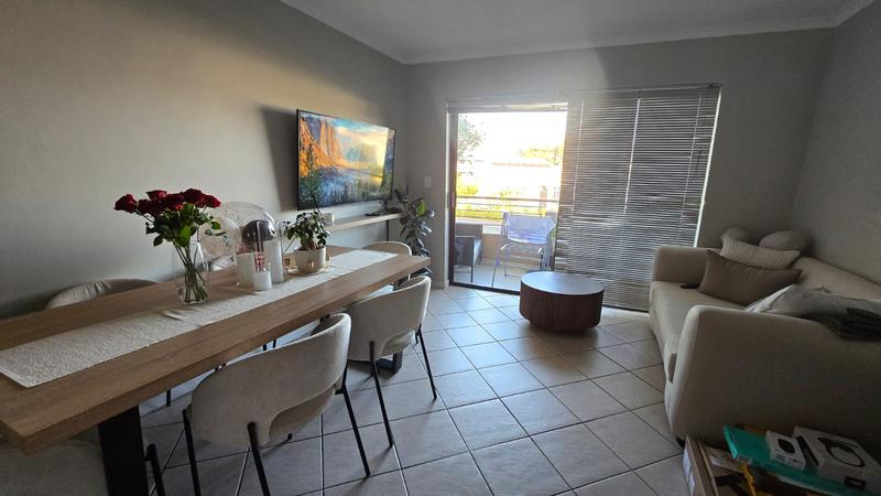 2 Bedroom Property for Sale in Somerset West Western Cape